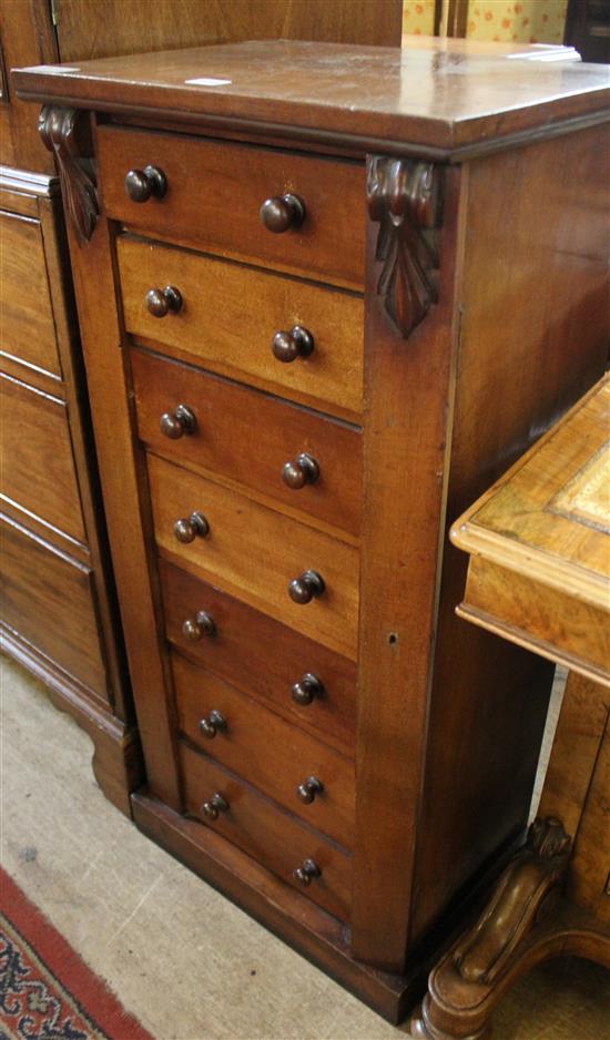 Mid Victorian mahogany Wellington Chest, fitted seven small drawers